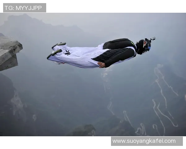 极限运动与人生哲学的交汇点王磊的深度对话之旅 极限运动与人生哲学的交汇点王磊的深度对话之旅